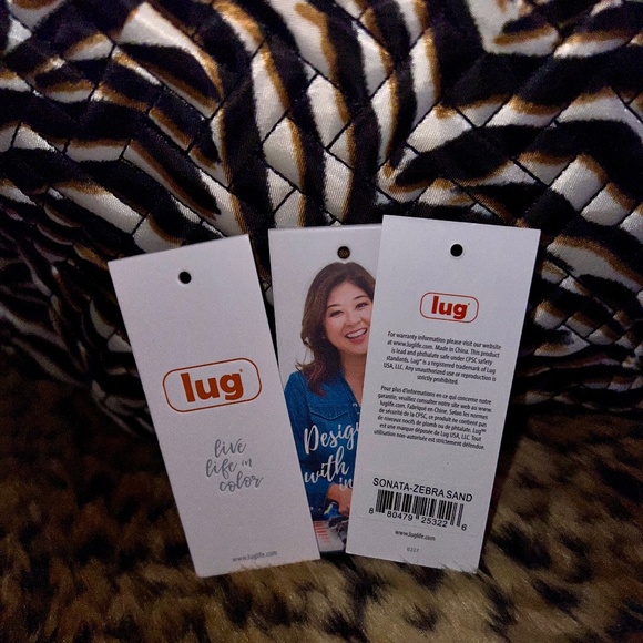 Lug - Sonata Convertible Tote    NWOT'S     Zebra Sand - Picture 8 of 15